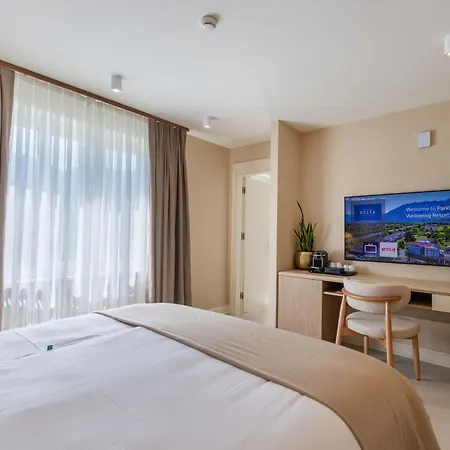 Delta - Parkhotel Delta Hotel 4*