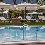 호텔 Delta - Parkhotel Delta 4*