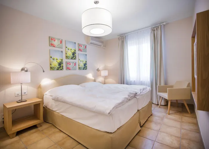 Delta - Parkhotel Delta 호텔 4*